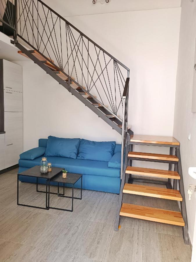Apartman Gallery Freya Zara Esterno foto